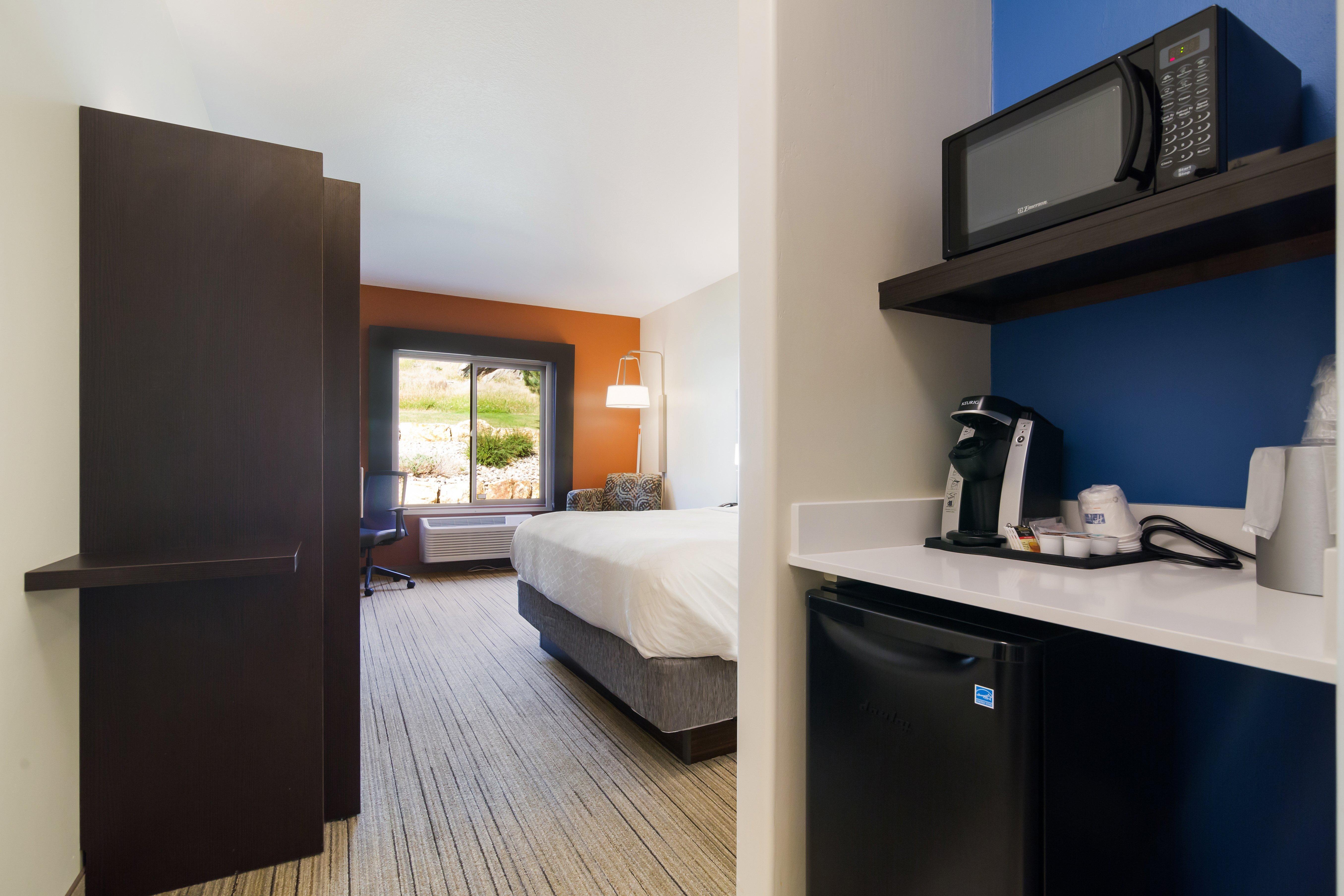 Holiday Inn Express & Suites Custer-Mt Rushmore Exteriör bild